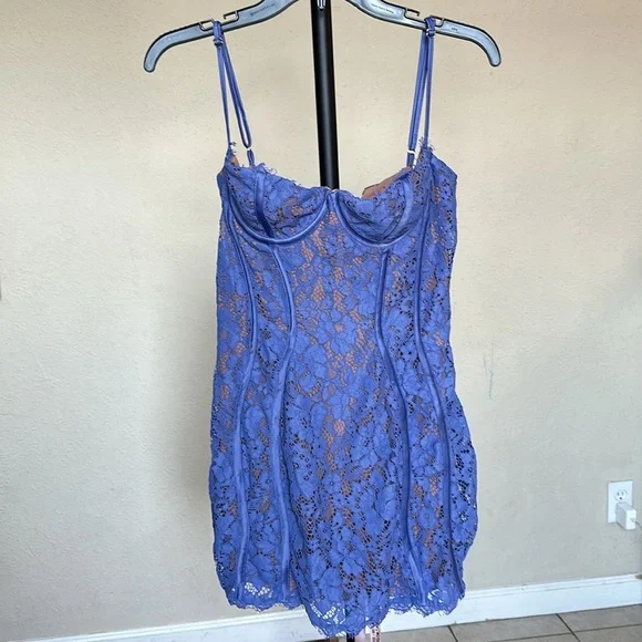 knee length dresses for ladies House of Cb ‘Lala’ lavender lace mini